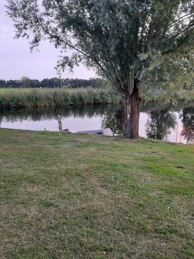 Amazing Home In Vlagtwedde, 3 Bedrooms, Recently Renovated For Recreational Purposes Only Extérieur photo